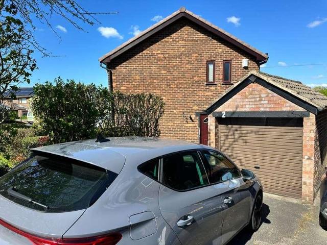 3 bed house for sale