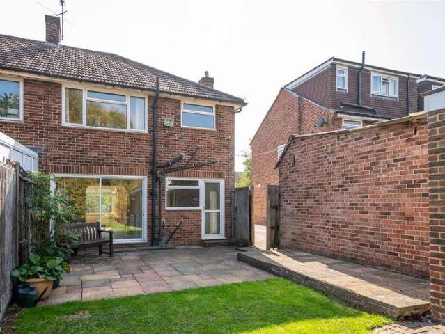 3 bed house for sale