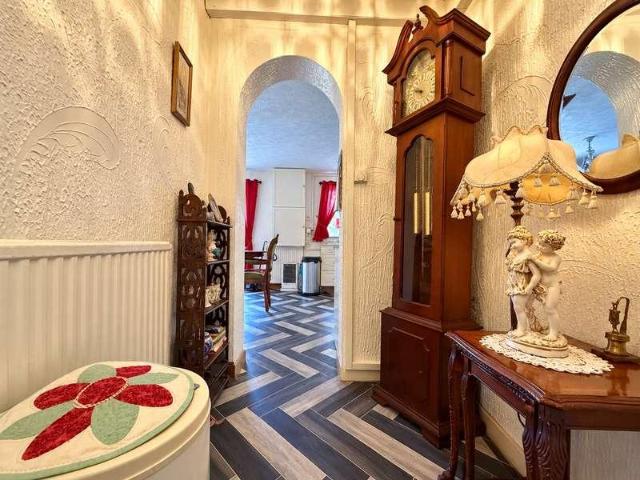 3 bed house for sale