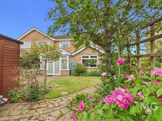 3 bed house for sale