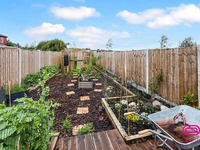 3 bed house for sale