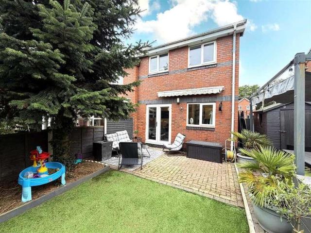 3 bed house for sale