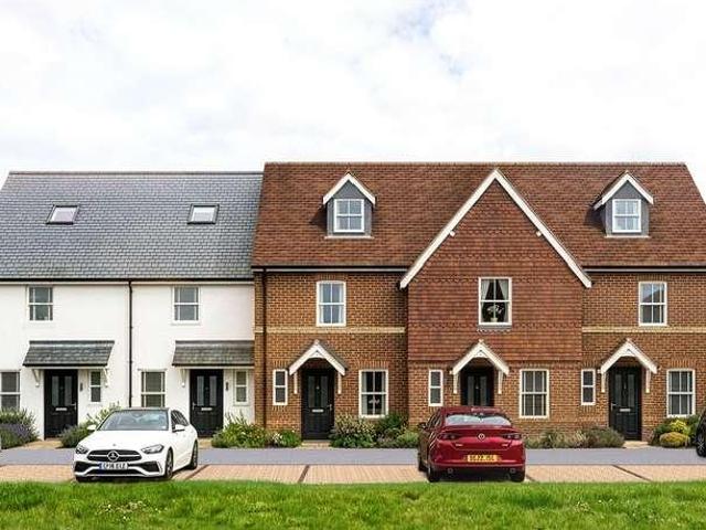 3 bed house for sale