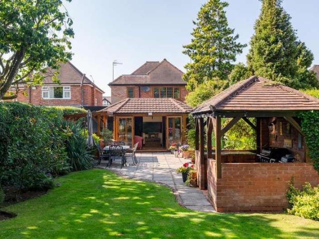 3 bed house for sale