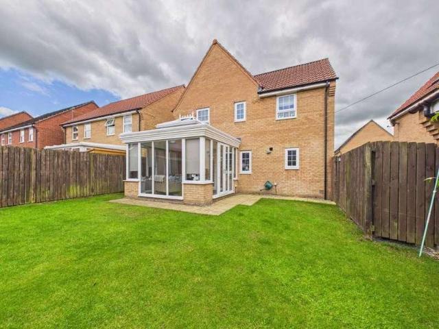 3 bed house for sale