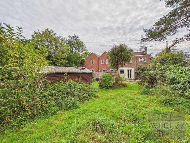 3 bed house for sale
