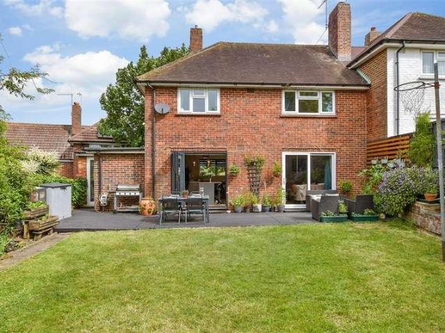 3 bed house for sale