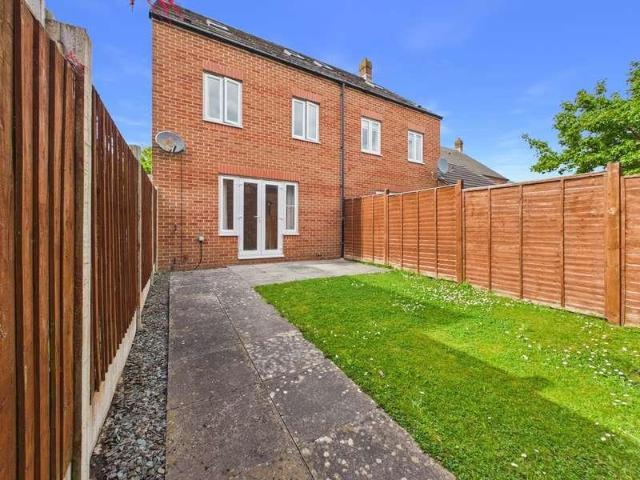 3 bed house for sale