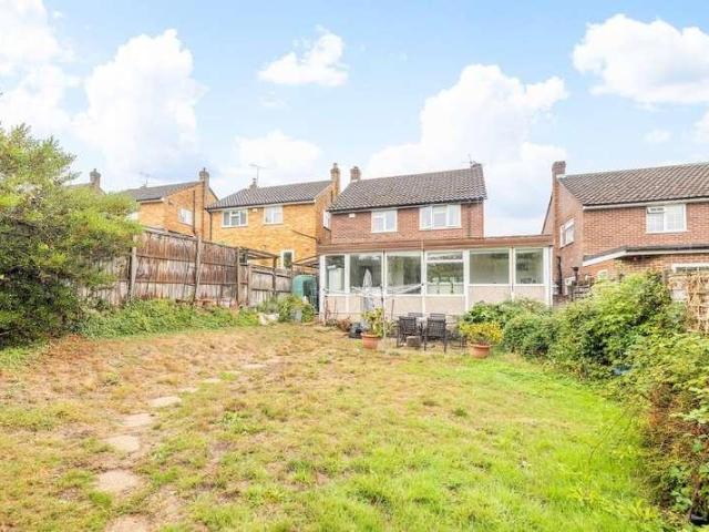 3 bed house for sale