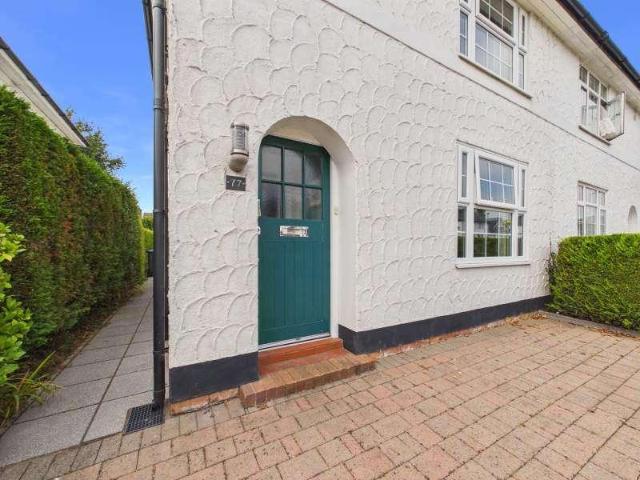 3 bed house for sale