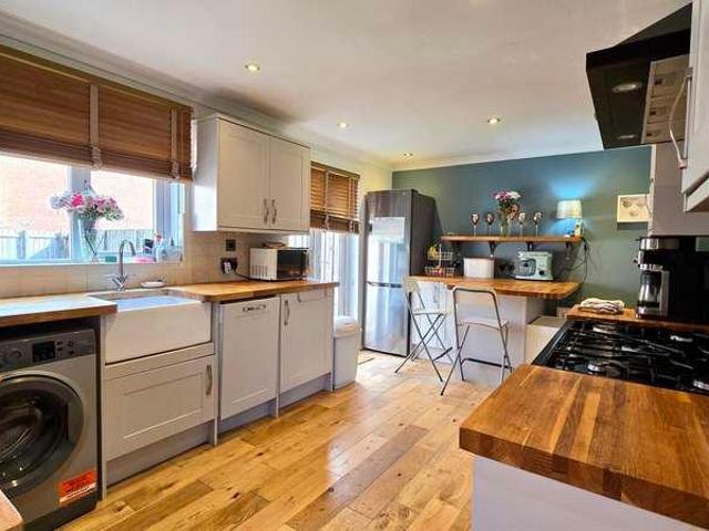 3 bed house for sale