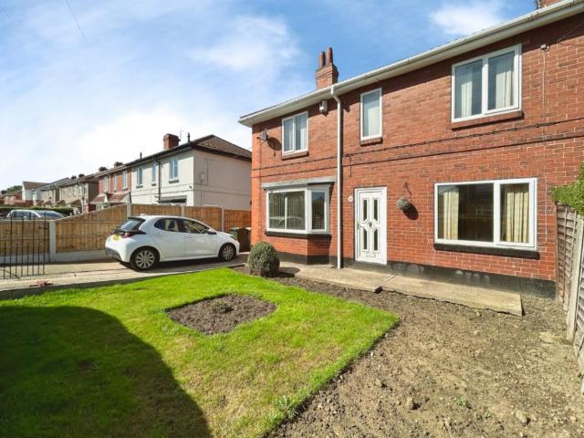 3 bed house for sale