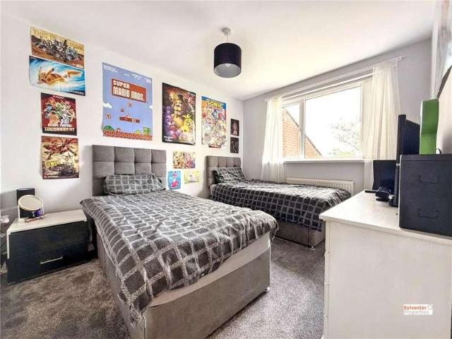 3 bed house for sale