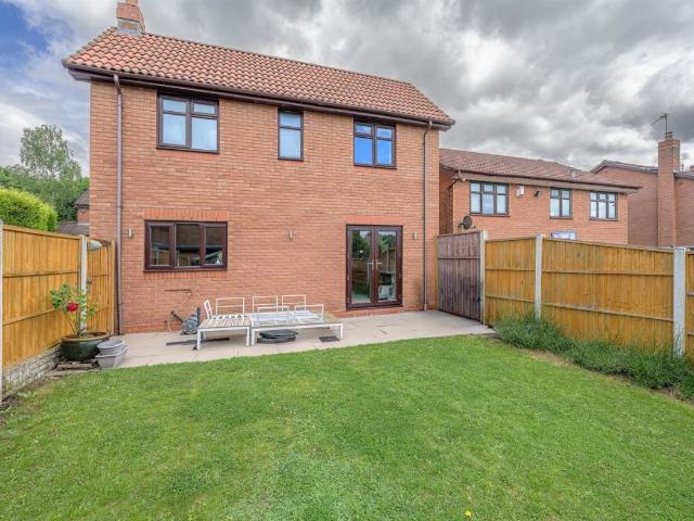 3 bed house for sale