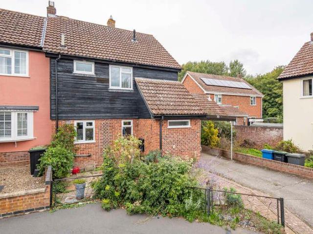 3 bed house for sale