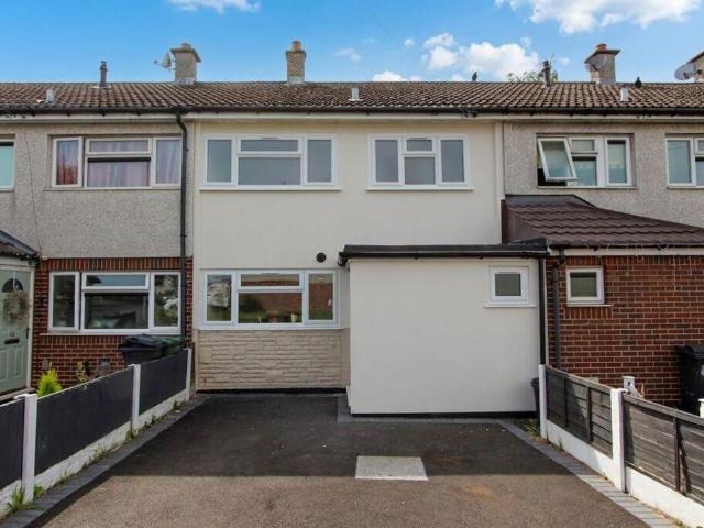 3 bed house for sale