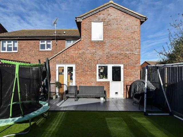 3 bed house for sale