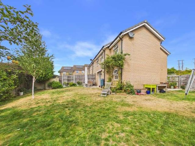 3 bed house for sale