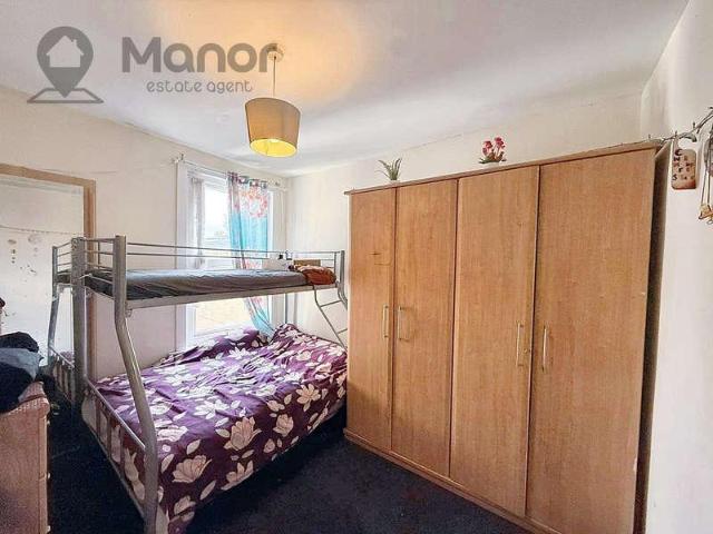 3 bed house for sale