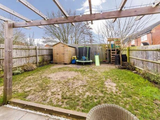 3 bed house for sale
