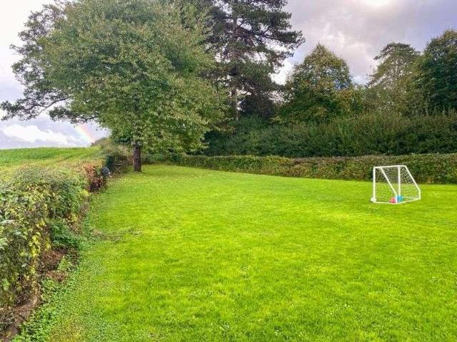 3 bed house for sale