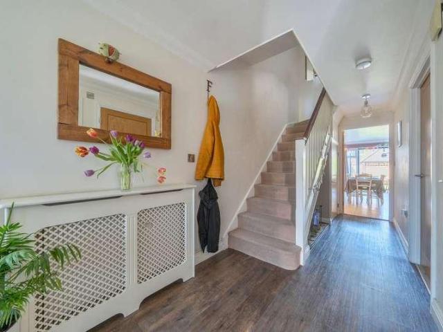 3 bed house for sale