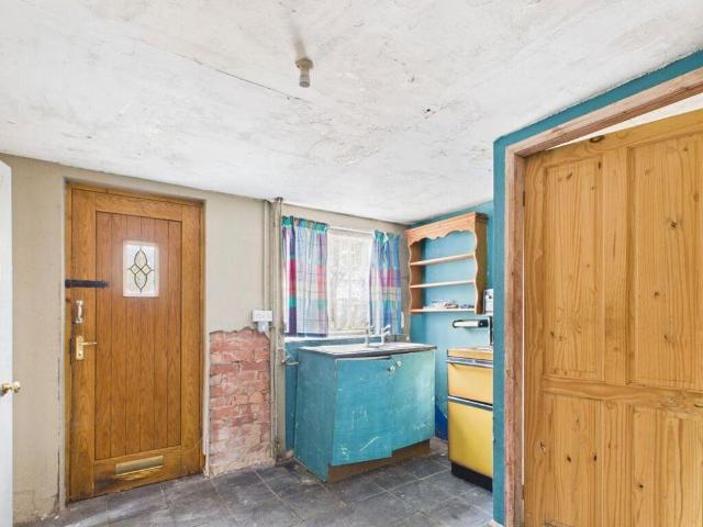 3 bed house for sale