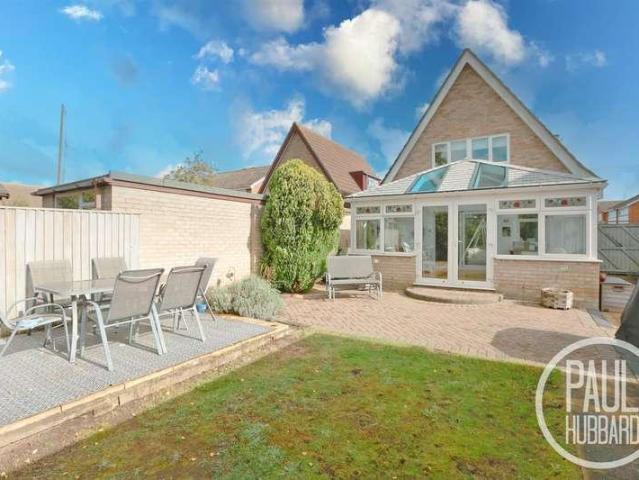 3 bed house for sale
