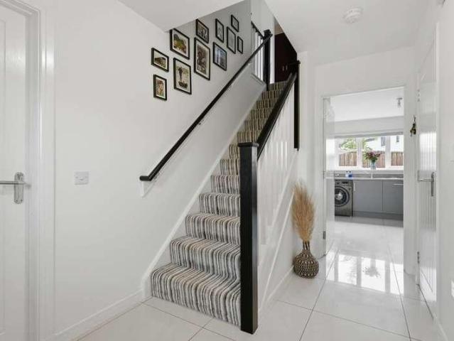 3 bed house for sale