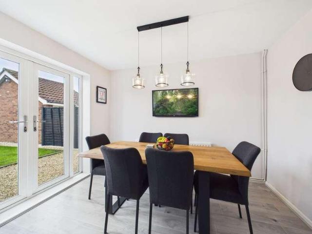 3 bed house for sale