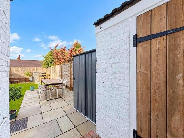 3 bed house for sale