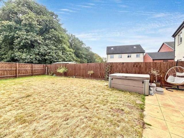 3 bed house for sale