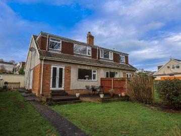 3 bed house for sale