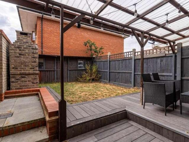 3 bed house for sale