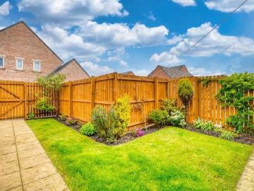 3 bed house for sale