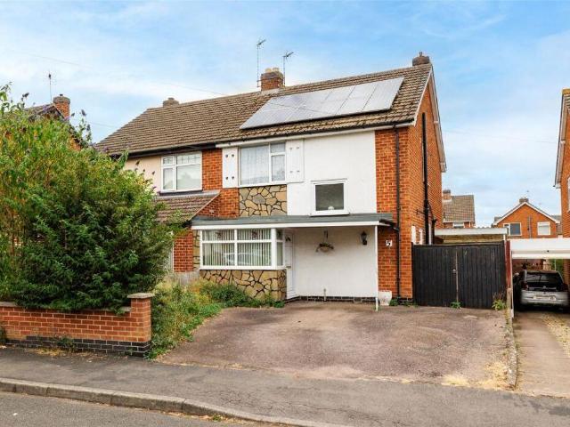 3 bed house for sale