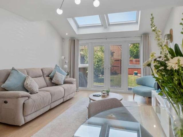 3 bed house for sale
