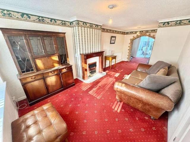 3 bed house for sale