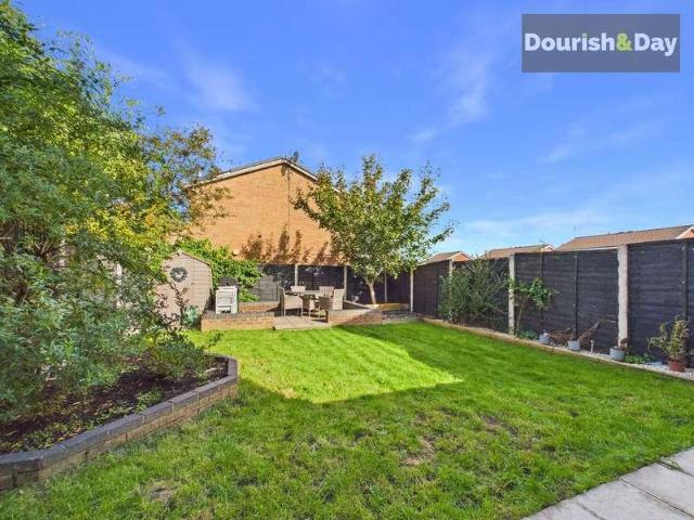3 bed house for sale