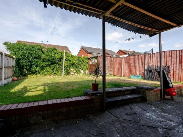 3 bed house for sale