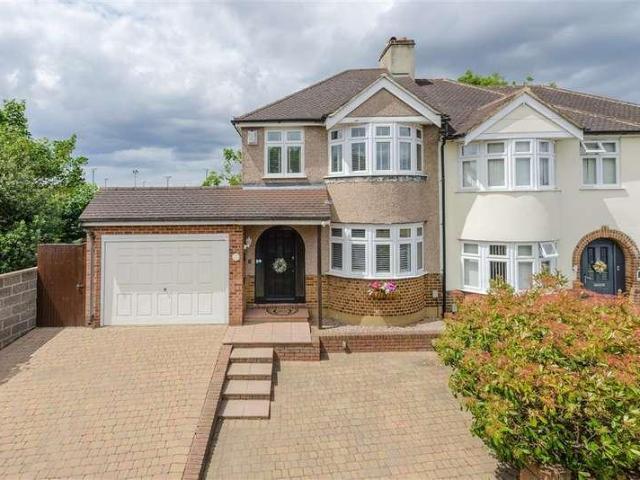 3 bed house for sale