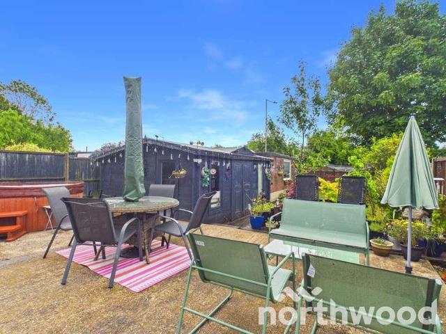 3 bed house for sale
