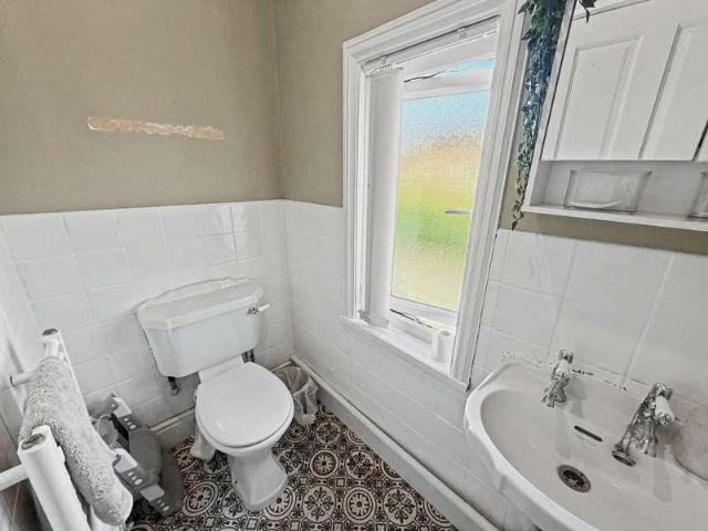 3 bed house for sale
