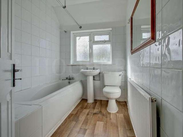 3 bed house for sale