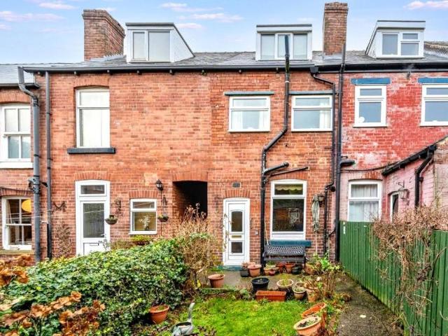 3 bed house for sale