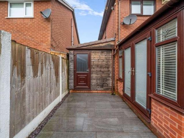 3 bed house for sale