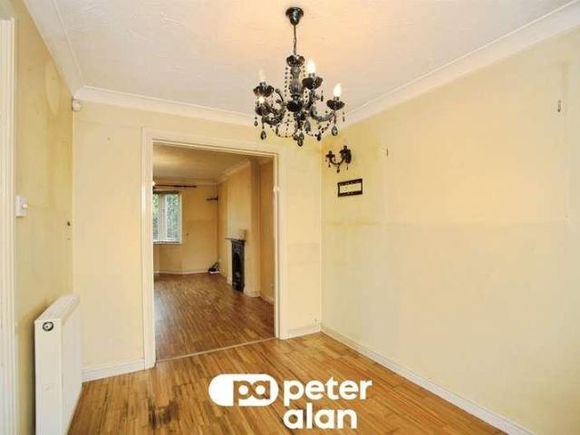 3 bed house for sale