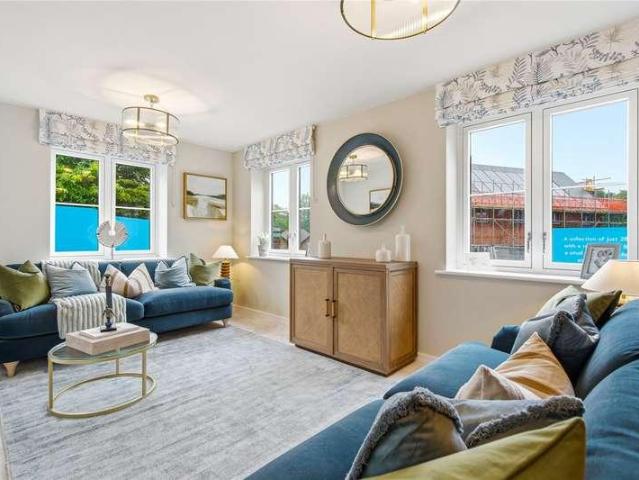 3 bed house for sale