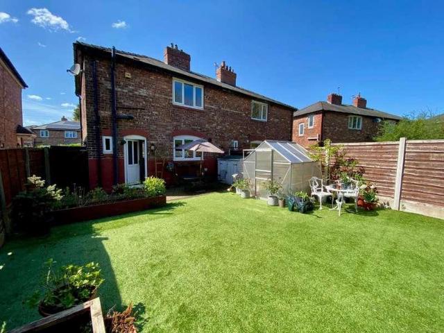 3 bed house for sale