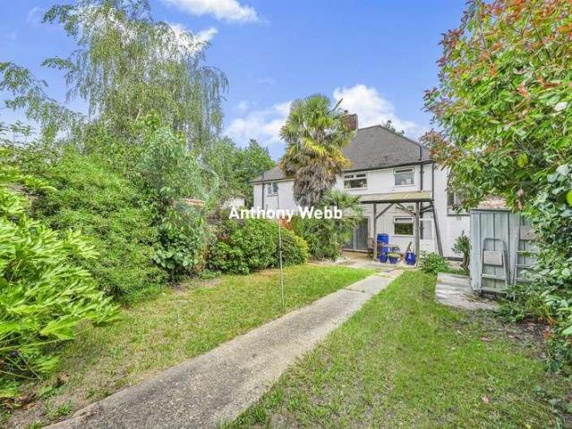 3 bed house for sale